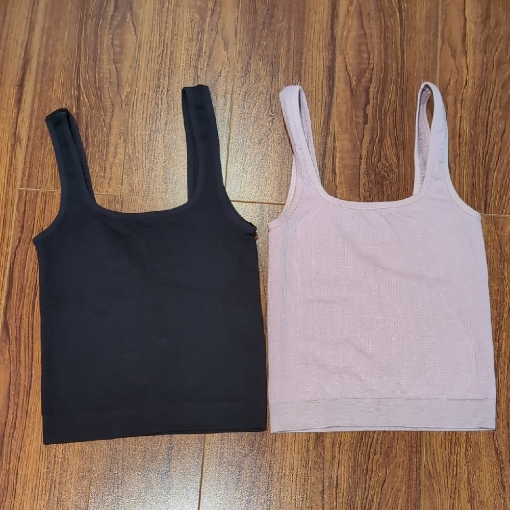 BDG Women's Black and Pink Tank Tops Size Small